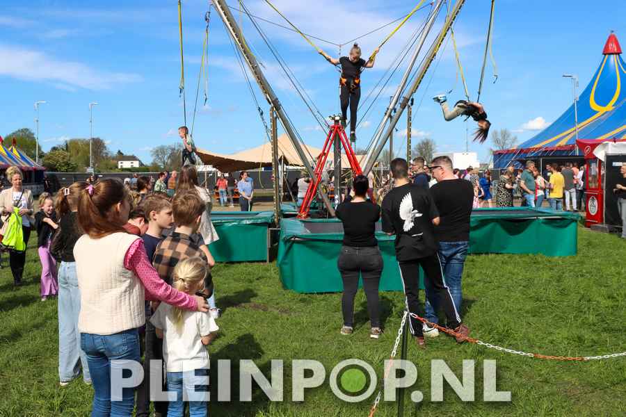 Publiek    Bezoekers (30)